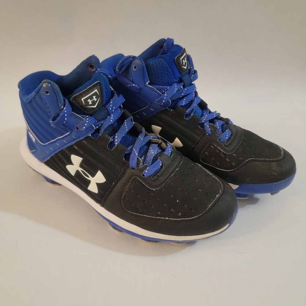 Under Armour Baseball Cleats Blue Size 3